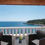 Front In With Sauna *