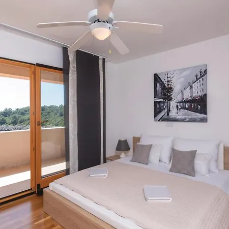 بيت للعطل Amazing In With House Sea View بريسبا