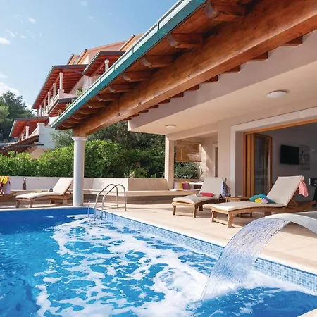Amazing In With House Sea View