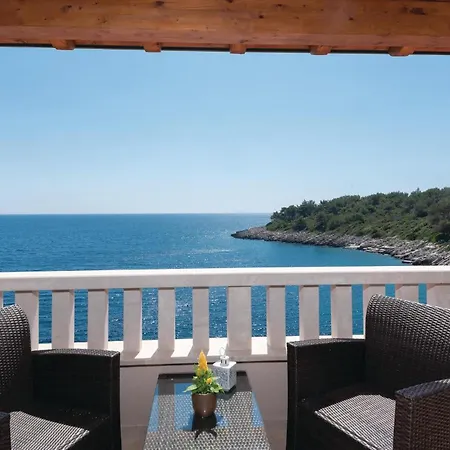 Amazing In With House Sea View *
