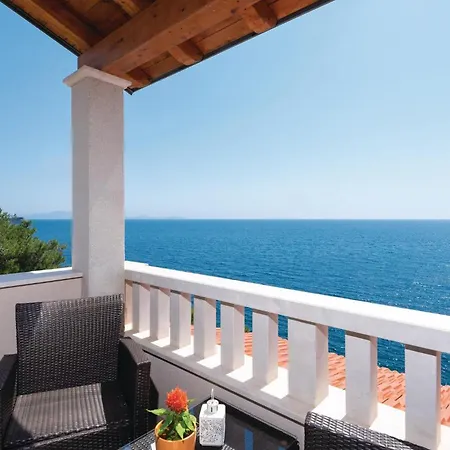 Amazing In With House Sea View بريسبا